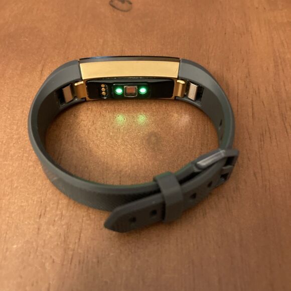 Fitbit Alta HR Activity Tracker FB408 Bronze/Gray No Charger Tested Works - Picture 3 of 5